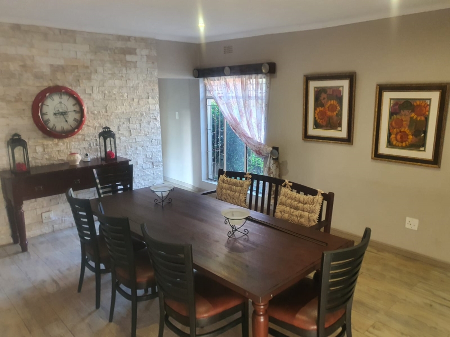 3 Bedroom Property for Sale in Safari Gardens North West